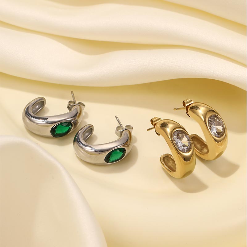 Wholesale Oval Zircon Embellished Button Gold Earrings E1287