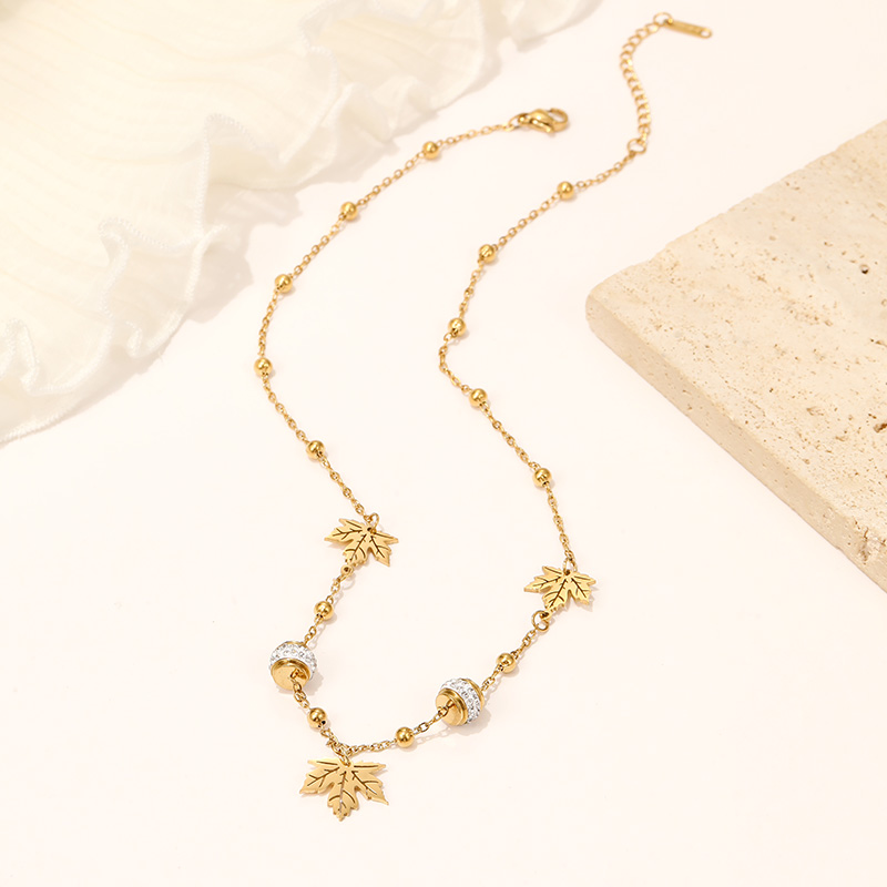 Fashion Jewellery Hot Selling Maple Leaf Zirconia Clip Bead Chain Necklace