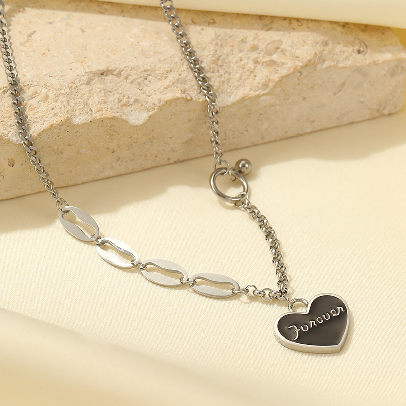 black heart pendant necklace