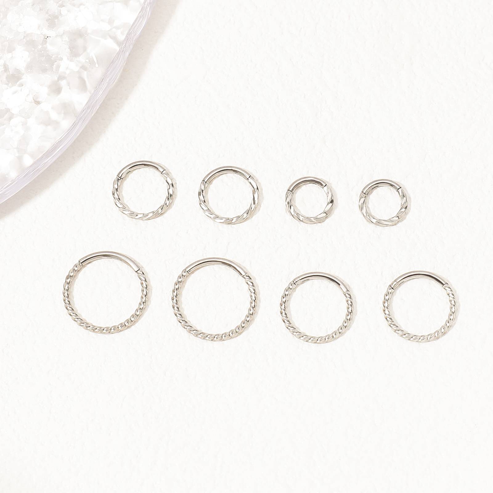 Custom Simple Piercing Titanium Hoop Earrings Different Sizes Twisted Body Piercings Unisex